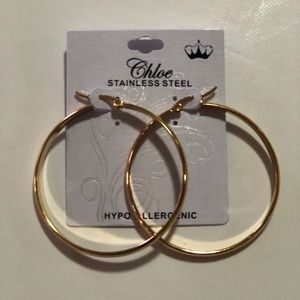 Gold medium hoop